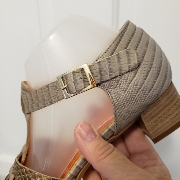 Roberto Figini Leather Open Toe Leather Buckle Close Size 37.5, Made In Italy - Picture 10 of 15